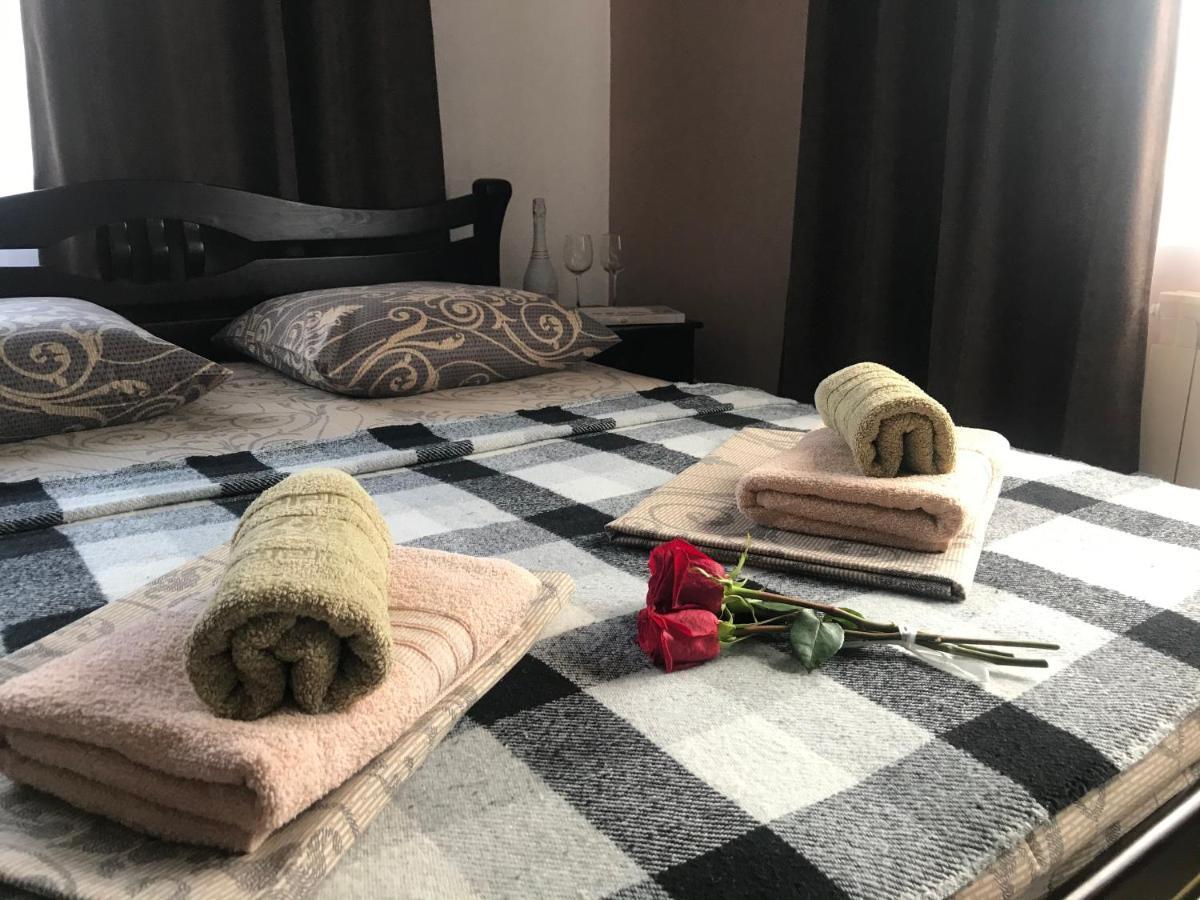 Чотири Сезони Ξενοδοχείο Izki Εξωτερικό φωτογραφία